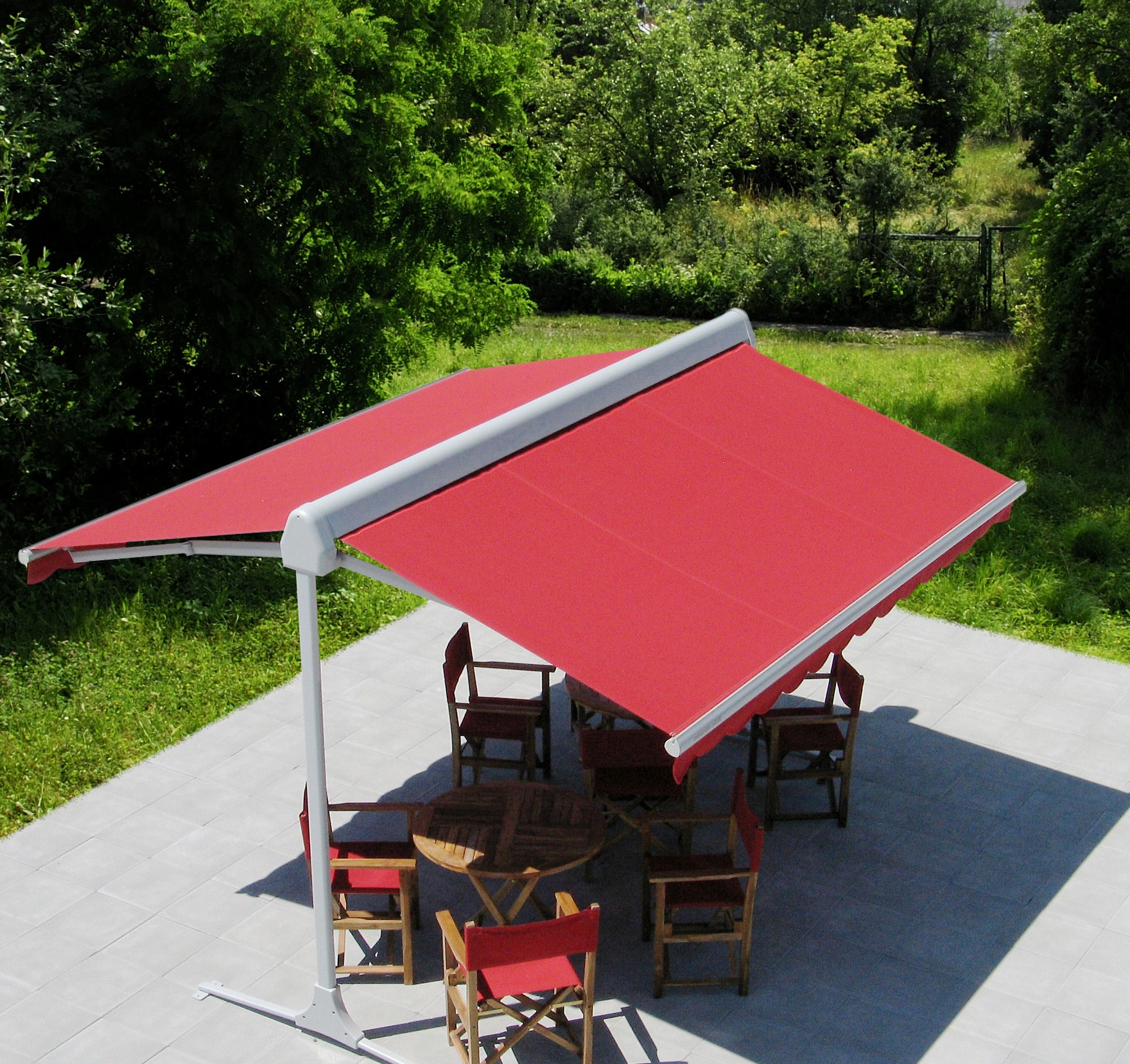Freistehende Markisenanlage